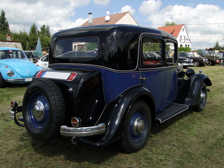 PEUGEOT 301 CR Berline 1932 1936 Festival des Voitures Anciennes de Hambach 2010 2