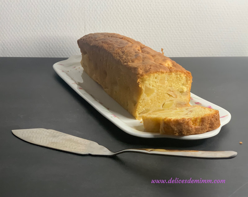 Cake moelleux aux pommes 5