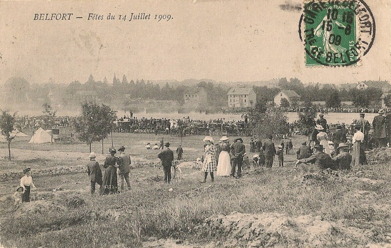 1909 07 14 Belfort CPA 6750 Fête 14 juillet Champ de Mars