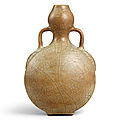 A rare Ge-type garlic-mouth moonflask, Ming dynasty (1368-1644)
