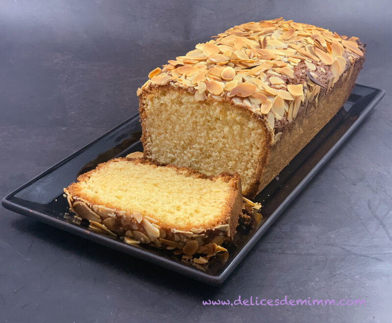 Cake à la pâte d'amandes 5
