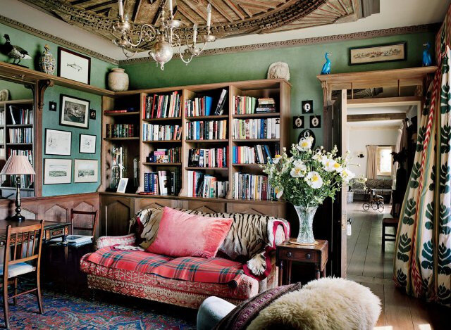 Plum-Sykes’-Home-Living-Room