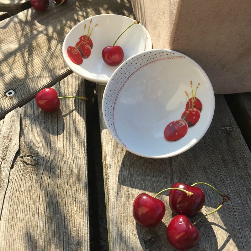 Le temps des cerises - Peinture sur porcelaine