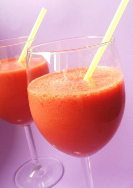 Le smoothie aux carottes, abricots et framboises de Delphine