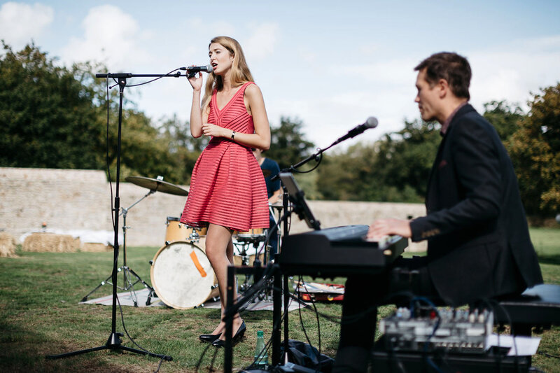 Musiciens chanteurs, groupe de musique pour mariage EURE Evreux Normandie