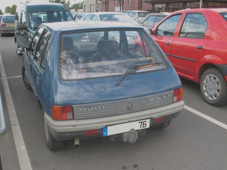 Peugeot205GLDAr