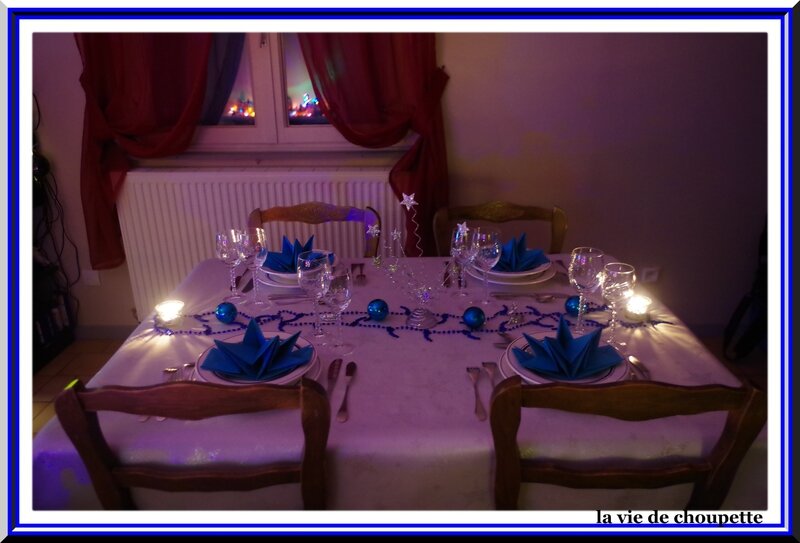table bleue et blanche Noël 2015-891
