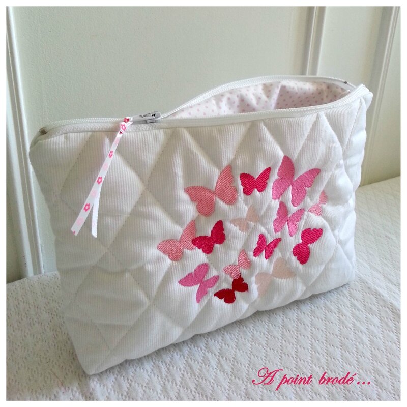 Trousse papillons roses Claire