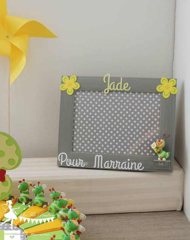 cadeau parrain marraine cadre phot gateau dragées bapteme theme papillon chenille3