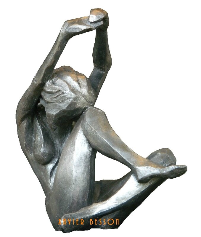 Eclosion T sculpture de Xavier Besson