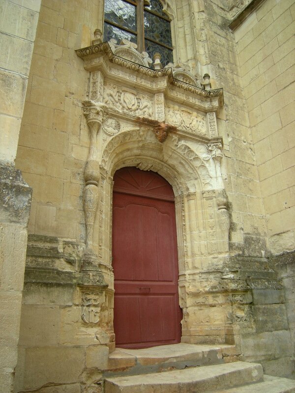 Thouars collegiale entree des ducs