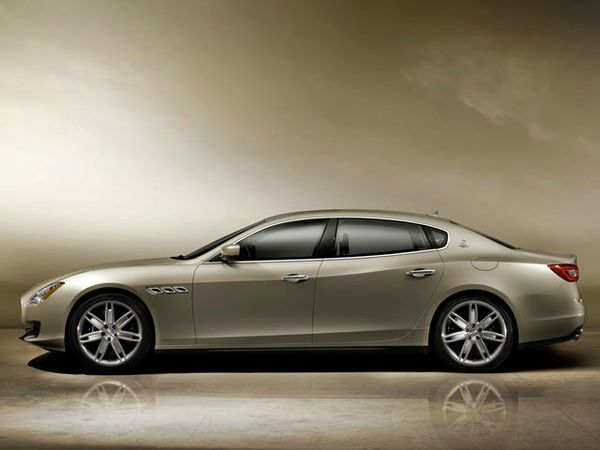 MaseratiQuattroporte2013_037