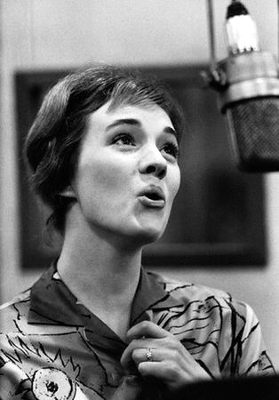 studiojulieandrews