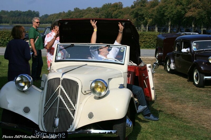 Photos JMP © Koufra12 - Traction avant 80 ans - 00061