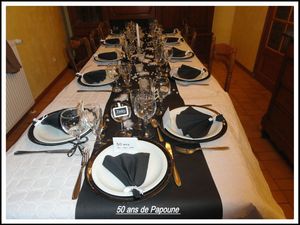 table noire et blanche 50ans kiki 009