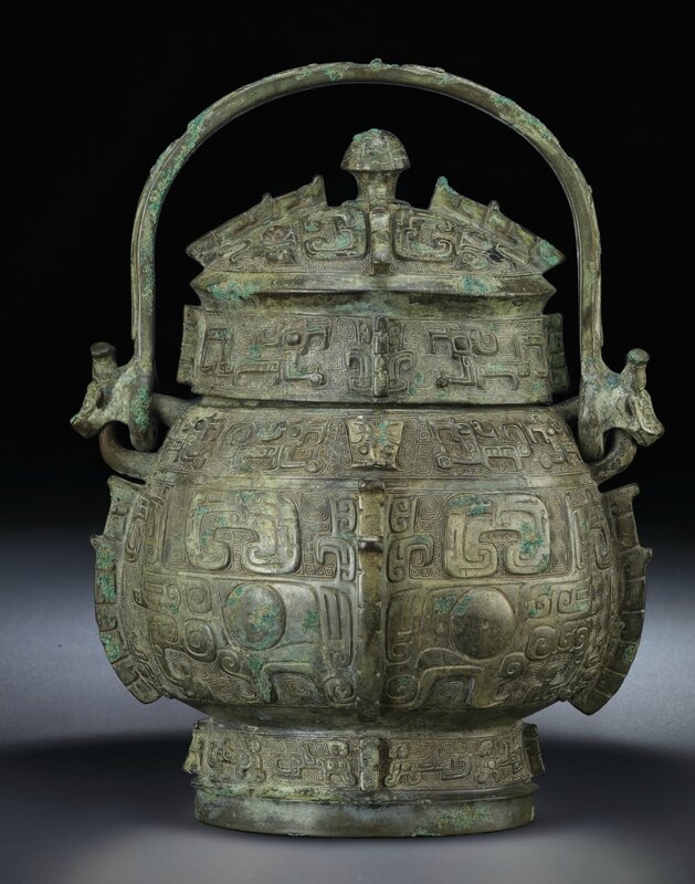 2013_HGK_03213_2172_000(an_important_and_very_rare_archaic_bronze_wine_vessel_you_late_shang_d)