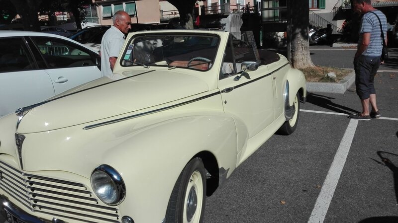 SERRES AUTO RETRO L ESTANCO 25 JUIN 2017 PHOTOS AMD A COUDRE (50)