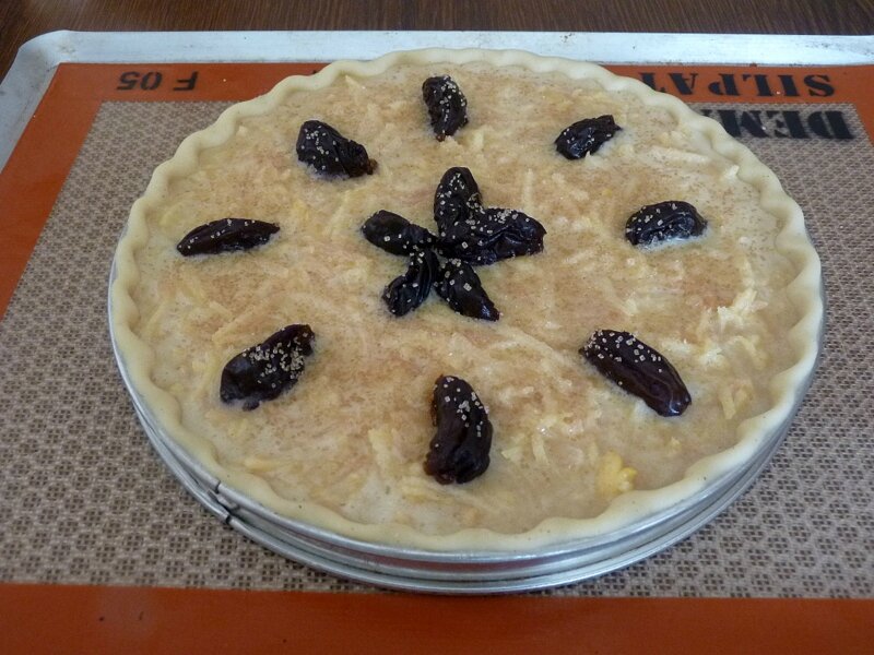 Tarte aux coings râpés et pruneaux (23)