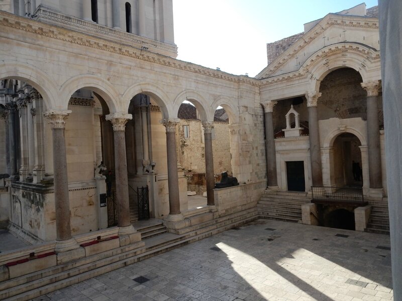 Split, l'entrée du Mausolée de Dioclétien 130217