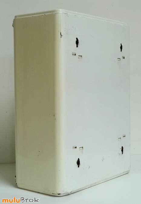 ARMOIRE-TOILETTE-METAL-4-muluBrok