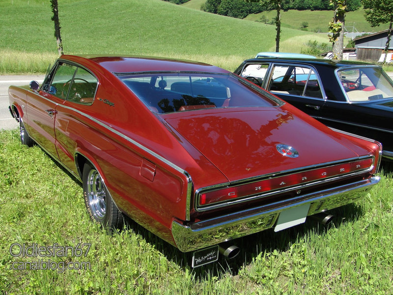 Dodge Charger 383 hardtop coupe 1966-1967-02