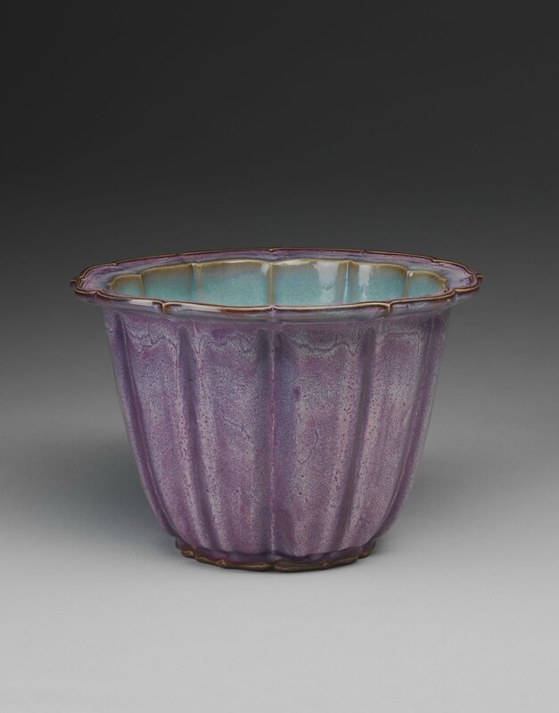 Lobed Flowerpot with Bracketed Foliate Rim, Ming dynasty, 1368-1644, probably 15th century, 1942