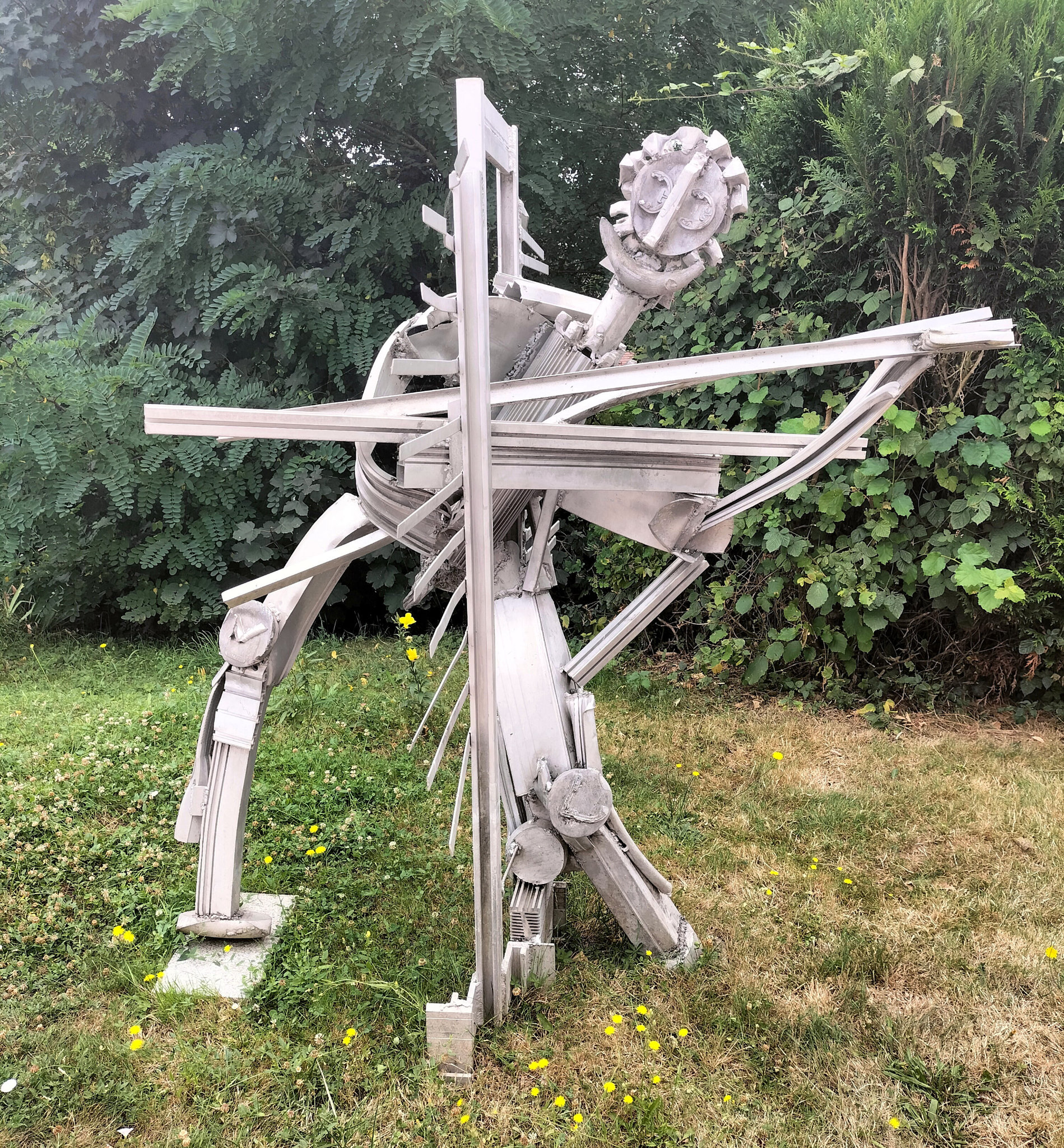 Le Menoux, atelier de Carrasco, jardin, sculpture (36)