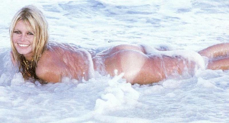 1965-saint_tropez-plage_mer_vague-par_jicky-012-1