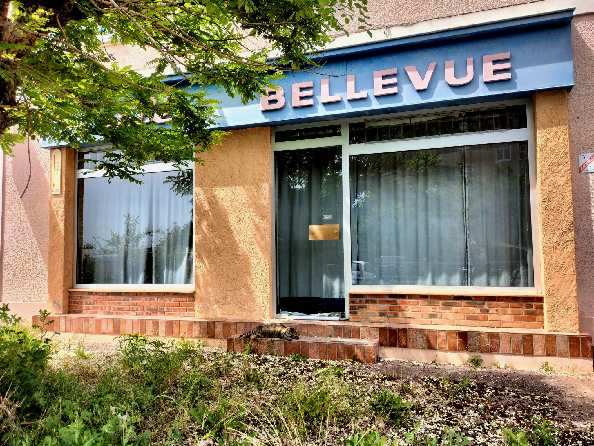 Varennes-Vauzelles, ancien bar Bellevue