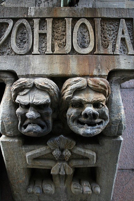 Sculpture d'une façade d'Helsinki
