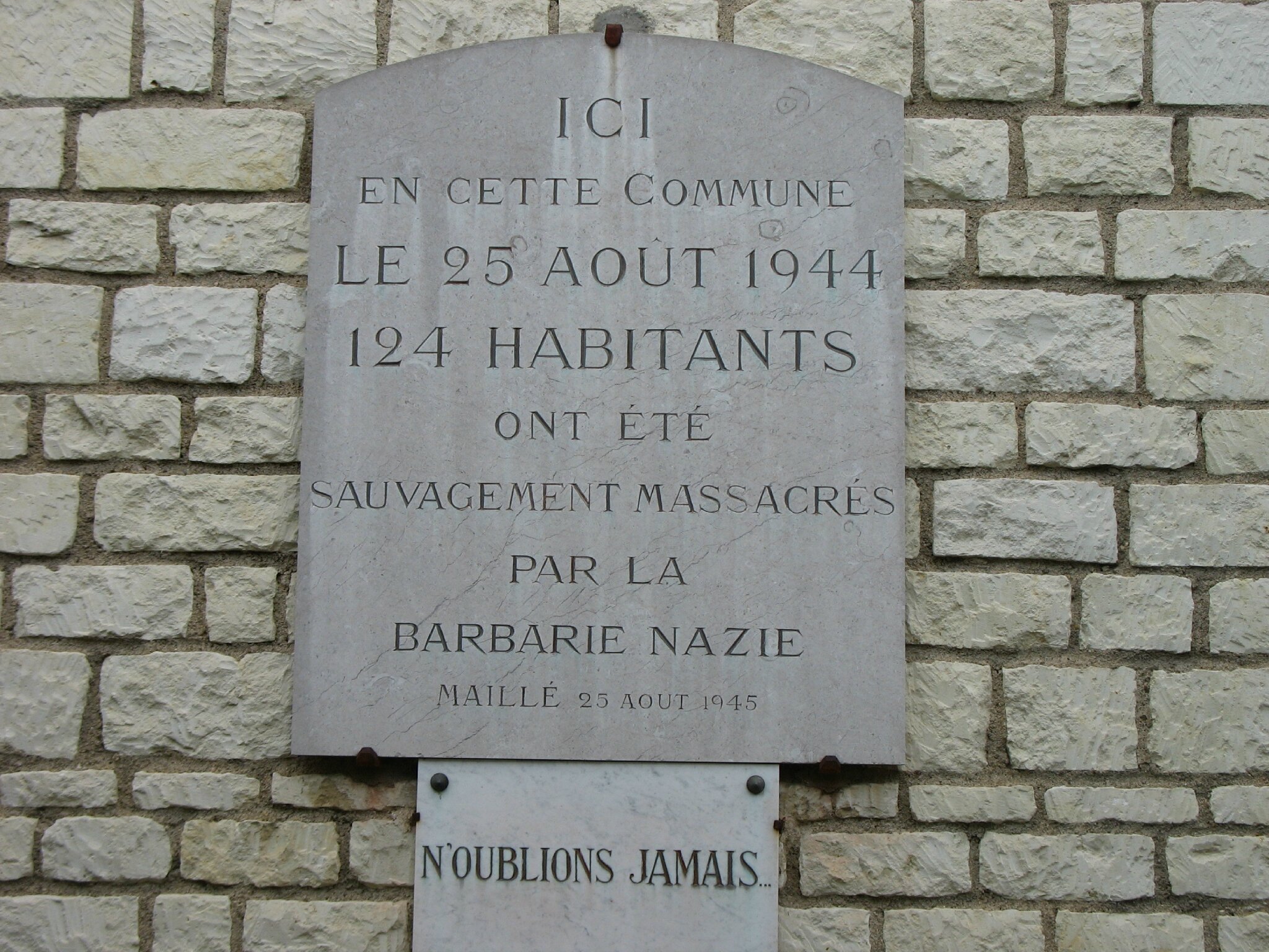 Maillé, mémorial