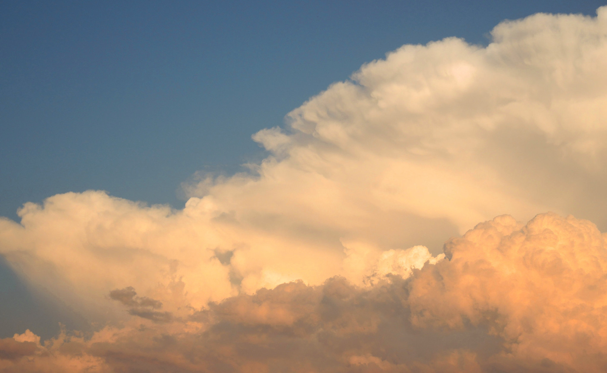 Mouguerre, dans les nuages