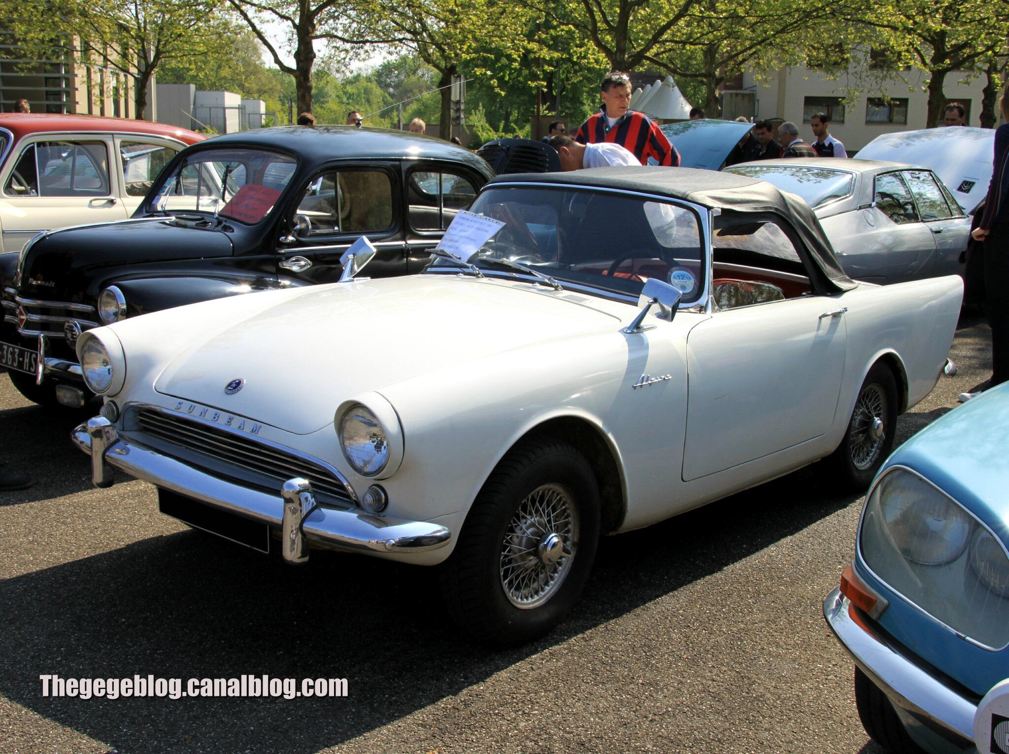 Sunbeam alpine série 2 convertible de 1962 (Retrorencard mai 2013) 01