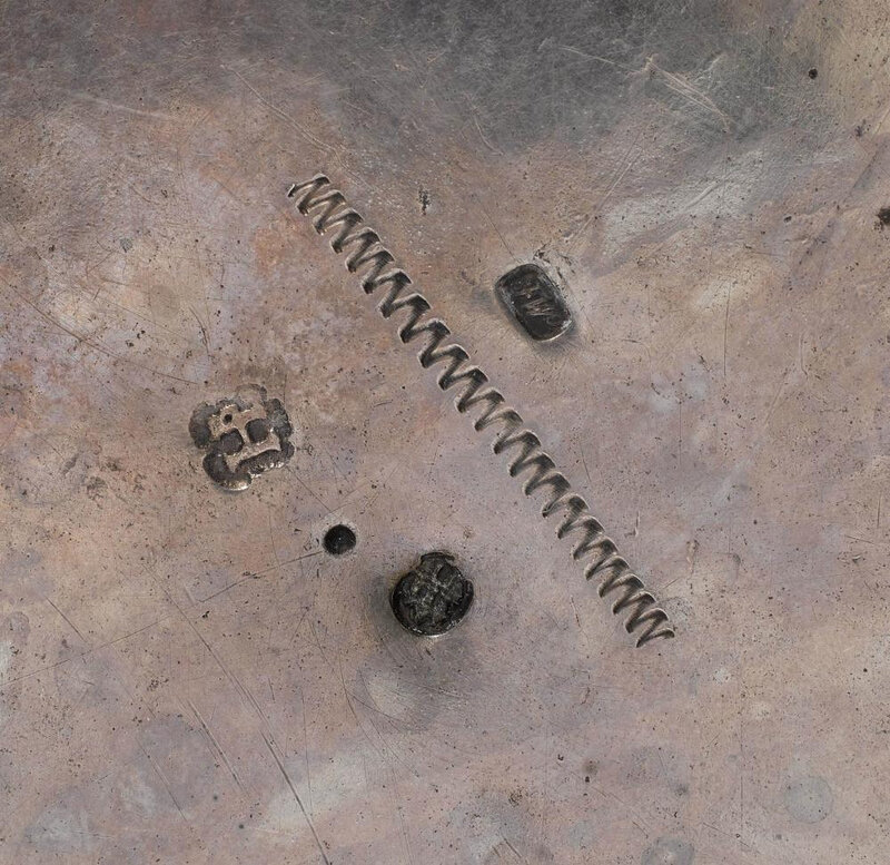 H0649-L245596064