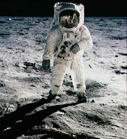 Sur_20la_20lune