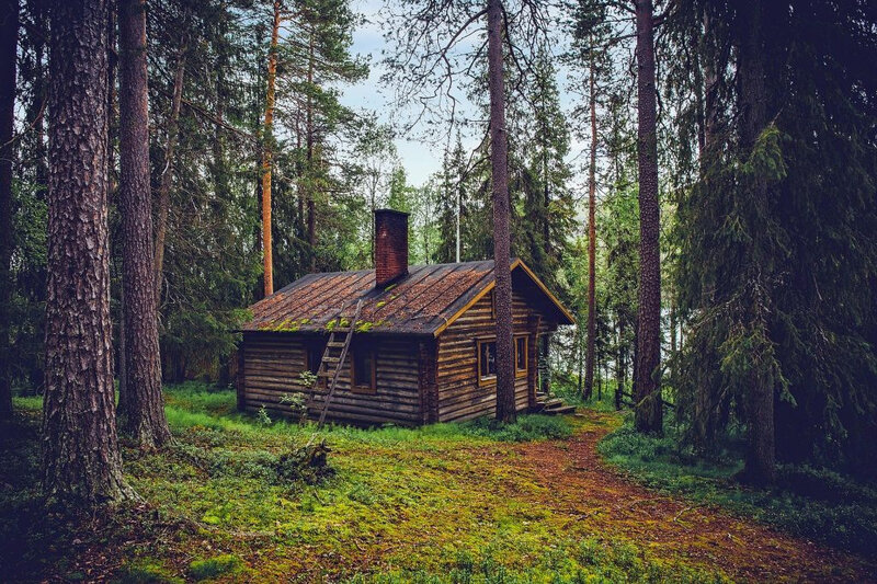 log-cabin-1886620_1920-1024x682