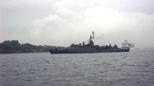 bateau militaire