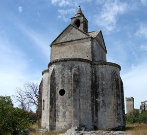 Montmajour_Sainte_Croix