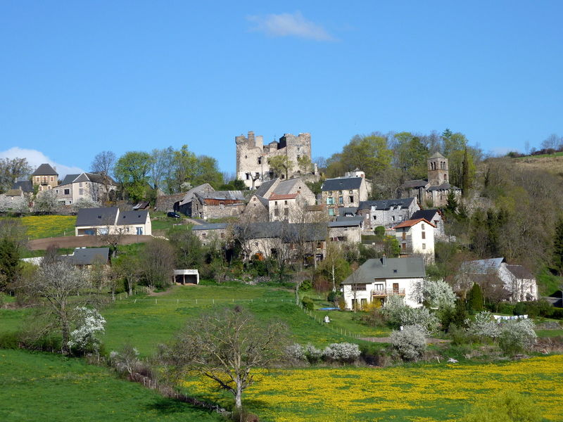 château et village de Saint-Diéry Bas