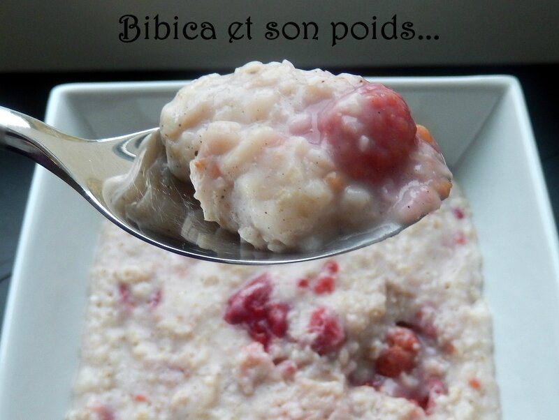 Raspberries egg white oatmeal breakfast - Petit dej' framboises, avoine et blancs d'œufs {light} cuillère