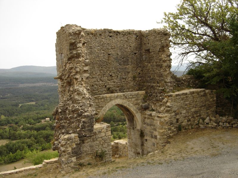 Bargème-Porte de garde 1