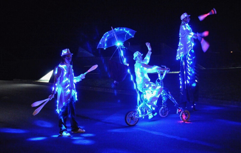 MARCHÉ NOËL 2018 tricycle lumineux