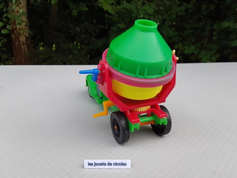 JB 00679