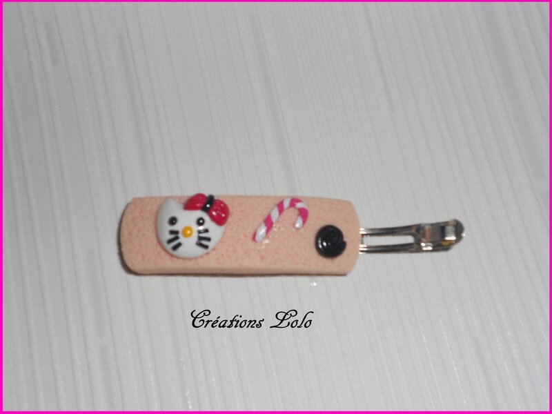 286 - Barette Hello Kitty saumon