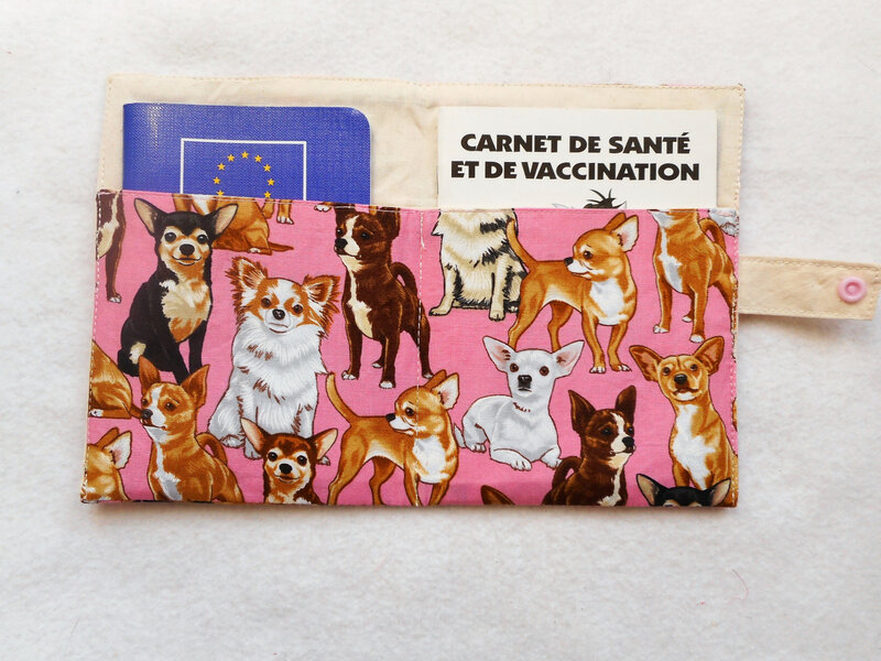 Protège carnet chihuahuas rose doublure