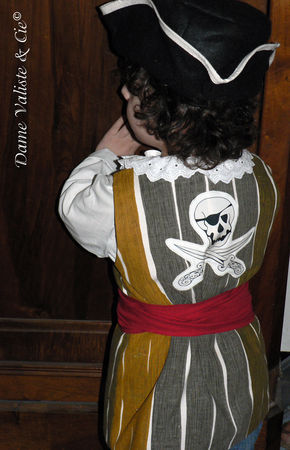 Costume_Pirate_02
