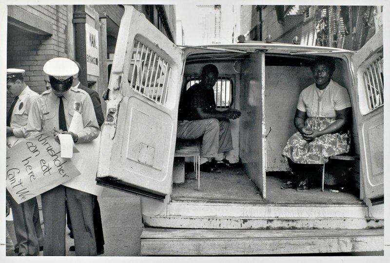 Bruce Davidson hg_arresting_1209