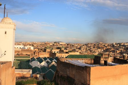 Toits de tuiles_vertes des mosquées FES Maroc