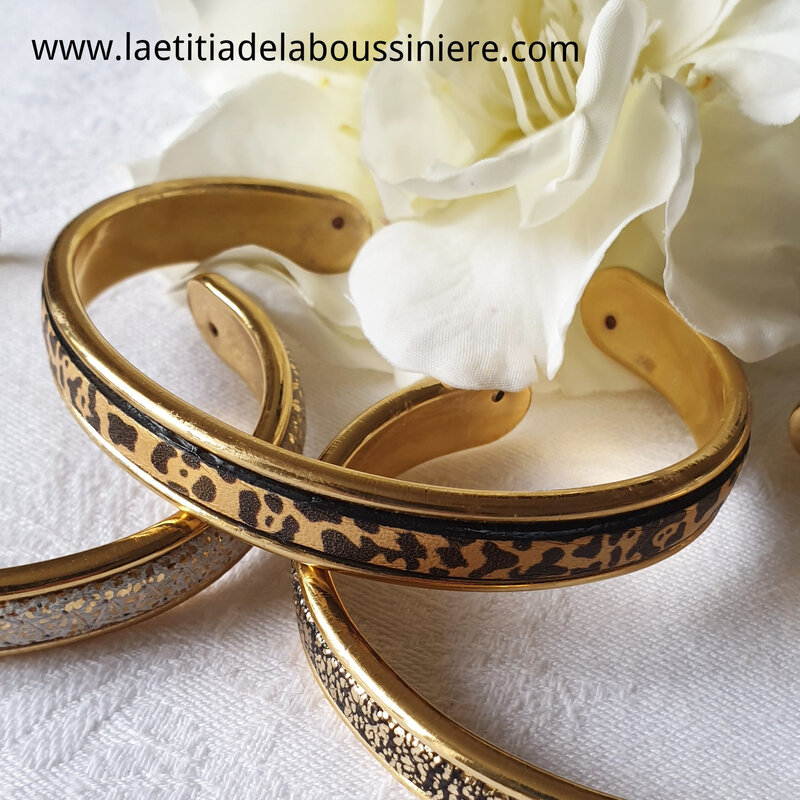 Bracelet demi-jonc cuir 2- 39 €
