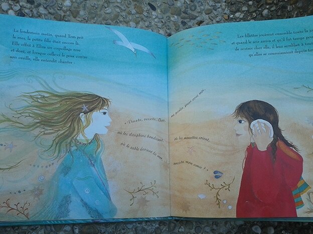 le secret de la sirène - Jane Ray - double page Océane et Eliza